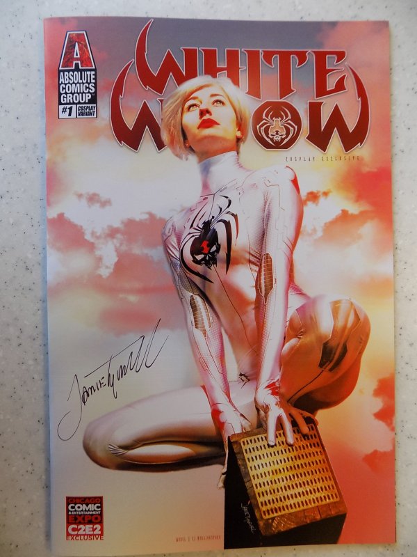 WHITE WIDOW # 1 C2E2 COSPLAY VARIANT SIGNED JAMIE TYNDALL