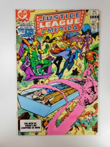 Justice League of America #220 (1983)