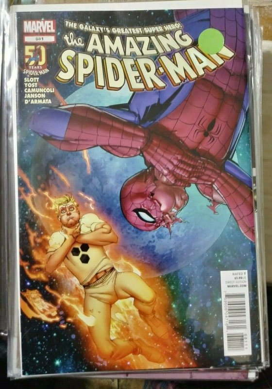 Amazing Spider-Man # 681  2012  marvel  spidey in space + human torch