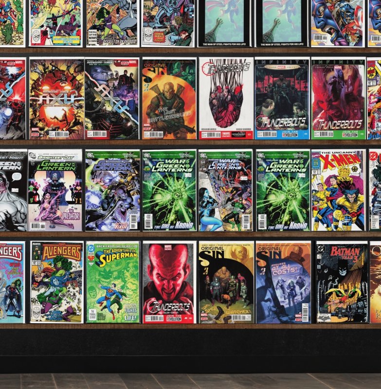 Huge Lot 150+ Comics with Green Lantern, The Avengers, Batman & More!
