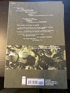 The Walking Dead V5: The Best Defense (TPB)