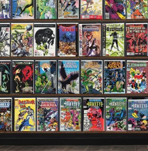 Huge Lot 140+ Comics with Solo Avengers, Green Arrow, L.E.G.I.O.N. & More!
