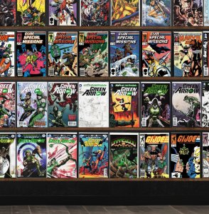 Huge Lot 150+ Comics with Green Arrow, Badger, Alien Legion, Nightwing & More!