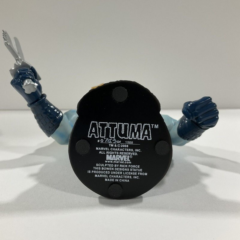 2006 Bowen Attuma Mini Bust 743/1500 NIB Professionally Displayed