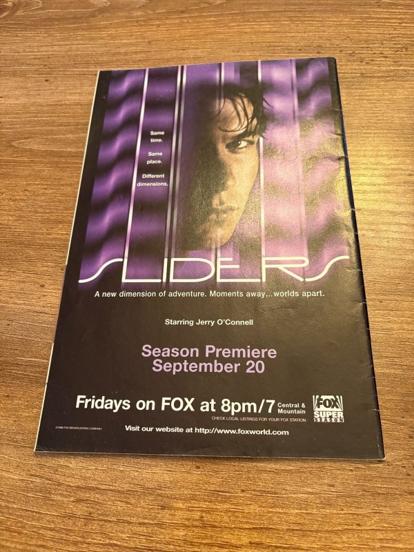 Iron Man # 2 VF/NM 1st Print Variant Cover Marvel Comic Book 3 J408