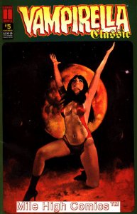 VAMPIRELLA CLASSIC #5 Fine Comics Book