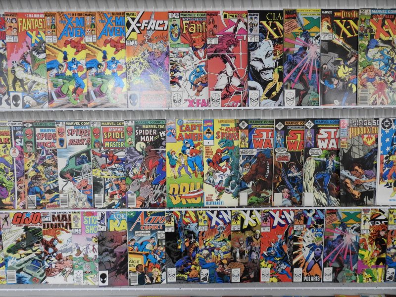 Huge Lot of 200+ Comics W/ X-Men, Wolverine, Marvel Team Up