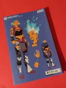 New Green Arrow 2 Troublemaker cover NM Black Canary