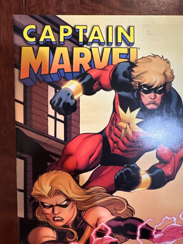 Captain Marvel #2 (2008)