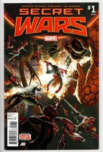 Secret Wars #1 Main Cover / 1st Printing (Marvel 2015) NM