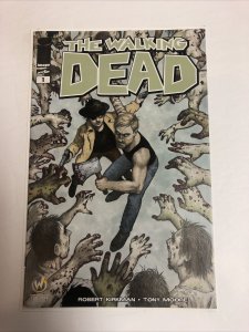 Walking Dead (2015) # 1 (NM) San Josee Wizard World Comic Con