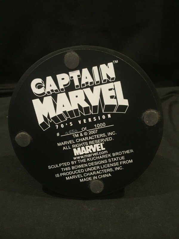 Buste - Marvel - Captain Marvel : Carol Denvers En Résine - MARVEL