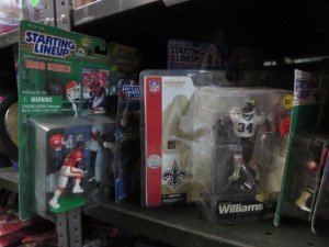 STARTING LINEUP SPORTS FIGURINE LOT F-VF