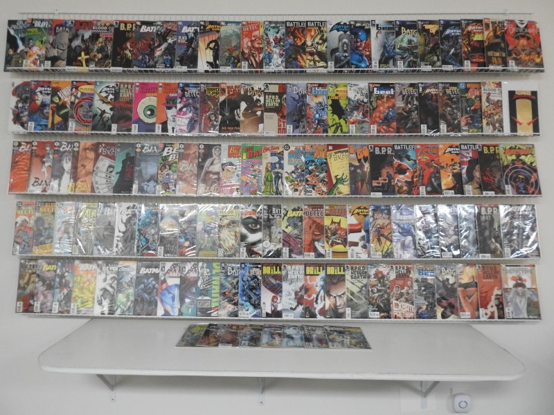 Huge Lot 120+ Comics W/ Batman, Booster Gold, Blue Beetle+ Avg VF- Condition!