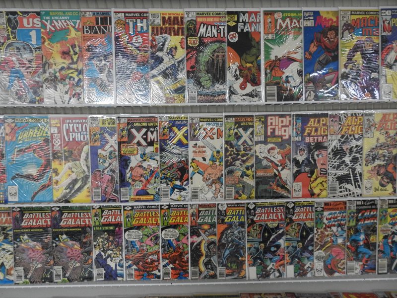 Huge Lot of 130+ Comics W/ X-Men, Marvel Team-Up, Captain America Avg. FN/VF