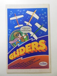 Fantastic Four #198 (1978) vs Dr. Doom!! Sharp VF- Condition!