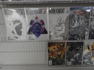 Lot of 31 Moon Knight Comics! Multiple runs of different series! Avg VF/NM Cond!