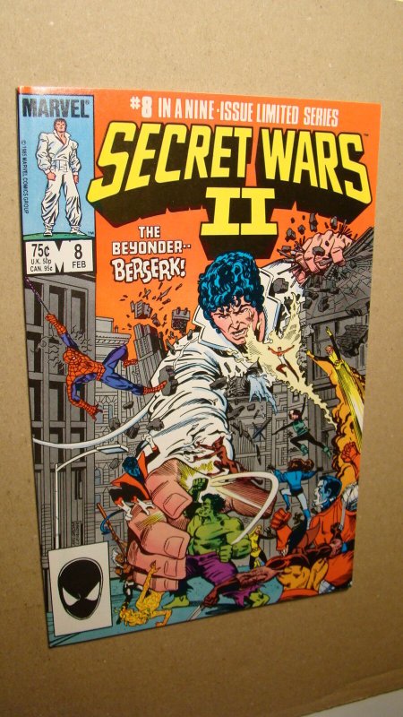 SECRET WARS II 8 *NM+ 9.6* BEYONDER VS X-MEN IRON MAN CAP AMERICA HULK MARVEL