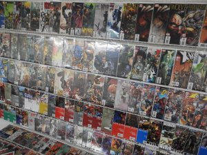 Huge Lot 170+ Comics W/ Avengers, Spider-Man, Daredevil+ Avg VF+ Condition!