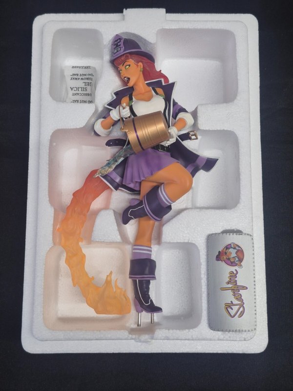 DC Collectibles DC Bombshells Starfire Statue 881/5000