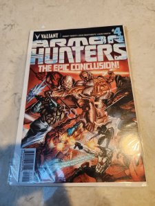 Armor Hunters #4 Cover A - Doug Braithwaite (2014)