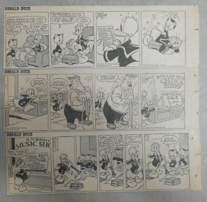 (26) Donald Duck Dailies by Walt Disney from 4,1949 Size: 3 x 8 inches