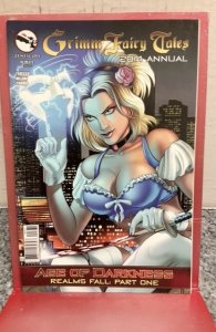 Grimm Fairy Tales 2014 Annual Cover C - Ivan Nunes (2014)