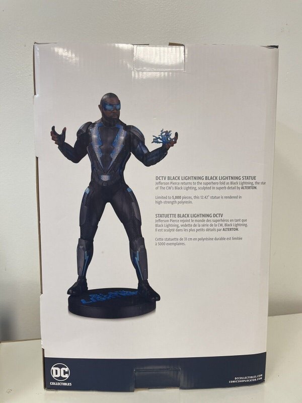 DC Collectibles DCTV Black Lightning Statue