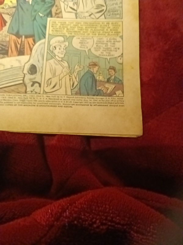 LEV GLEASON CRIME DOES NOT PAY 102 GOLDEN AGE COMIC 1952 B FUJE PAINTED COVER