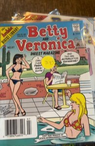 Betty and Veronica Digest Magazine #97 (1998)  