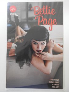 Bettie Page #4 Cover D Cosplay (2020)