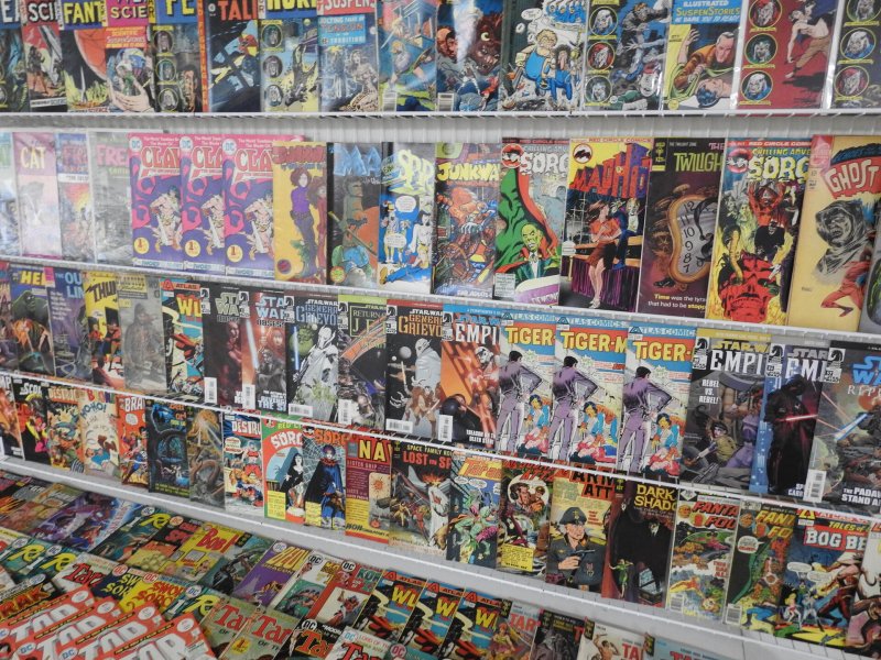 Huge Lot 160+ Comics W/ EC Reprints, Star Wars, Fantastic Four +More Avg FN Cond