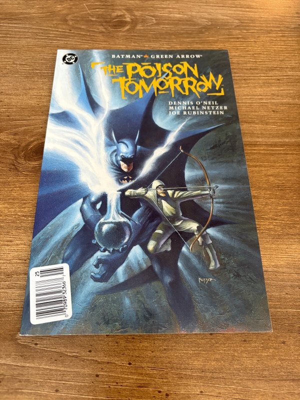 Batman Green Arrow The Poison Tomorrow DC Graphic Novel Comic Book 17 J361
