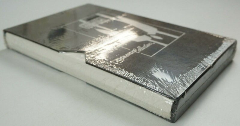 Comico Collection - Grendel slipcase by Matt Wagner - 10 comics - poster + more