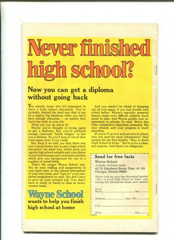 CAPTAIN MARVEL #37 - MAYHEM ON THE MOON (6.0) 1975