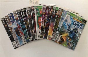 *Flashpoint tie-in/button lot | 11 buttons, 56 High Grade books total!