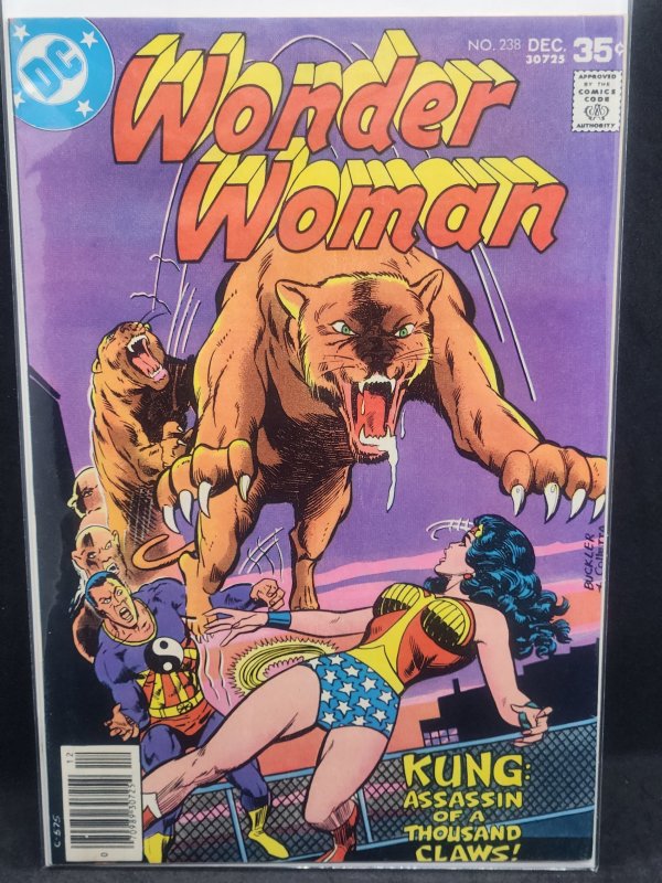 Wonder Woman #238 (1977)