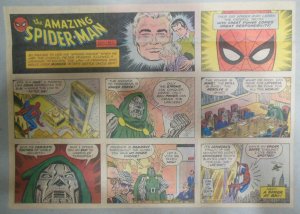 Spiderman Sunday #5 by Stan Lee & John Romita from 1/30/1977 Size 11 x 15 inches