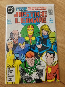 Justice League #1 (1987) Justice League [Key Issue] VF