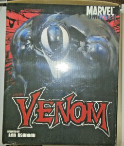 Venom Marvel Universe Spider-Man Art Asylum Bust Diamond Select Toys #635/5000