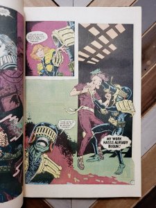 2000 A.D. Monthly #1 Vol. 2 (1986 Eagle Comics) 5.0 ft JUDGE DREDD + Alan Moore