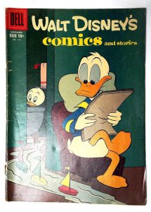 Walt Disney's Comics and Stories #218 1958 Dell Donald Duck 1st Print Comic Book