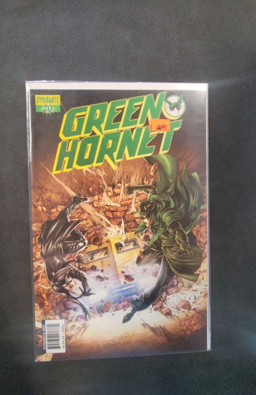 Green Hornet #20 Jonathan Lau Cover (2011)