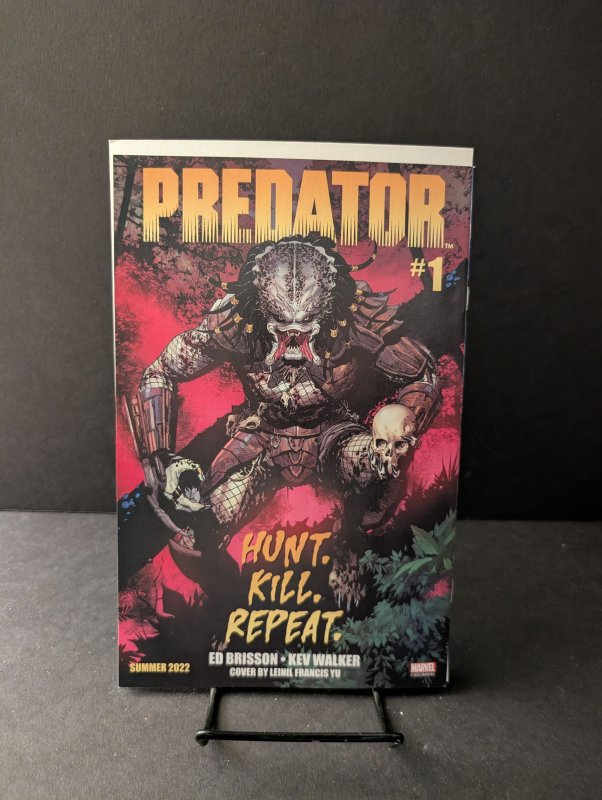 Alien Annual #1 Salvador Larroca Cover (2022)