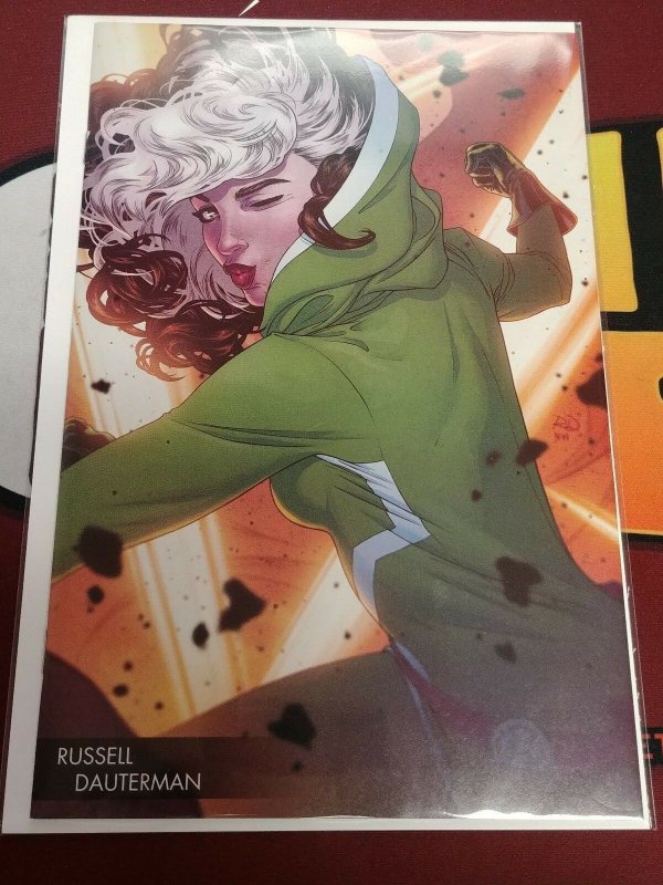 Avengers #678 No Surrender Russell Dauterman Young Guns 2018 Rogue Variant 