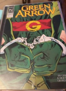 Green Arrow #34 (1990) Green Arrow 