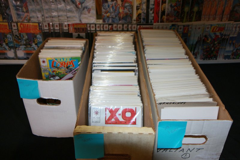 VALIANT LOT OF 688 COMICS! TONS OF KEYS IN QUANTITY! 1ST MASTER DARQUE DR MIRAGE