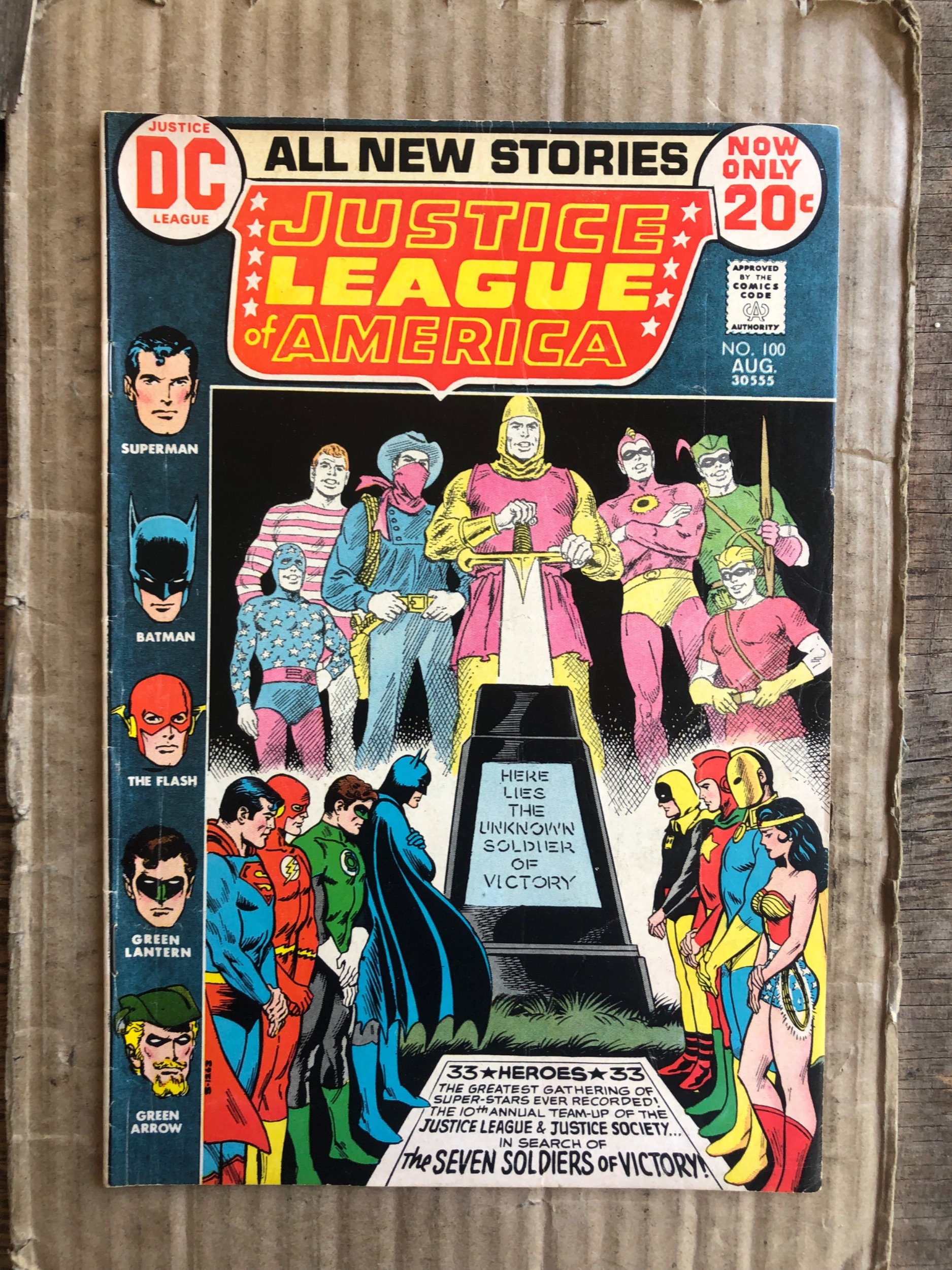 Justice League of American 100 Aug Comic Books Copper Age