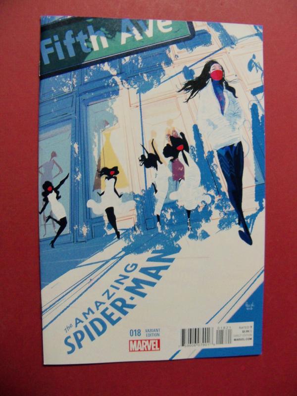 THE AMAZING SPIDER-MAN #18  NYC VARIANT COVER (9.2-9.4) OR BETTER MARVEL COMICS