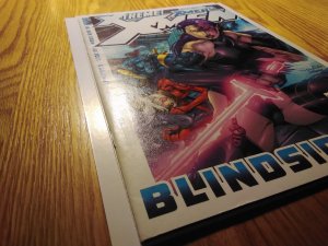 X-Treme X-Men #2 Larroca Cover Newsstand Edition (2001)